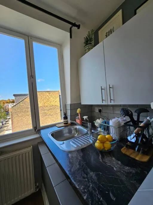 Image 5 of Cosy and quiet one bedroom Thames flat