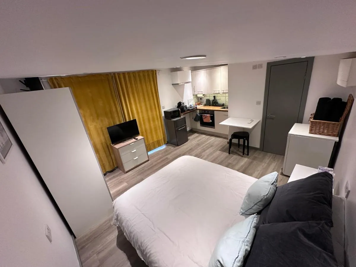 Image 5 of Cosy, self-contained guest house