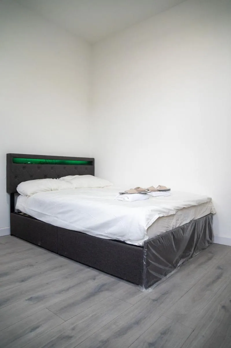 Image 4 of Cosy studio flat in Edgware HA8