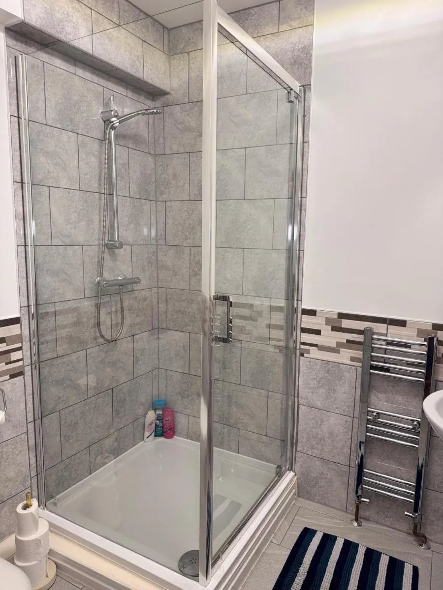 Image 4 of Cosy studio with kitchenette and private bathroom – 15mins to Central London!