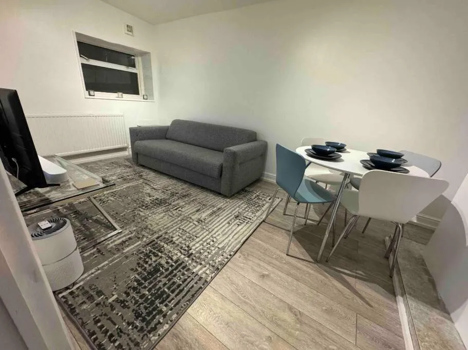 Image 4 of Cozy 1-Bedroom Apartment in Central London