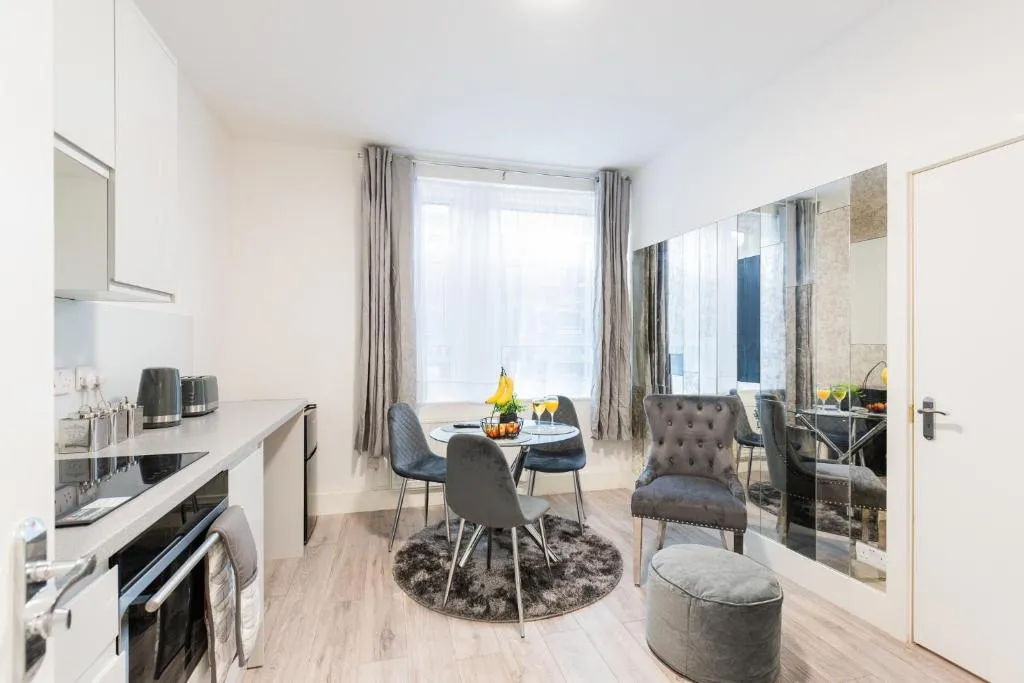Cozy 1 Bedroom apartment, 30 mins to Oxford street by tube C