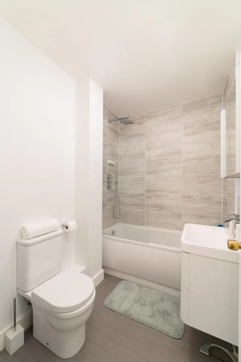 Image 4 of Cozy Apartment in the Heart of Fulham, London
