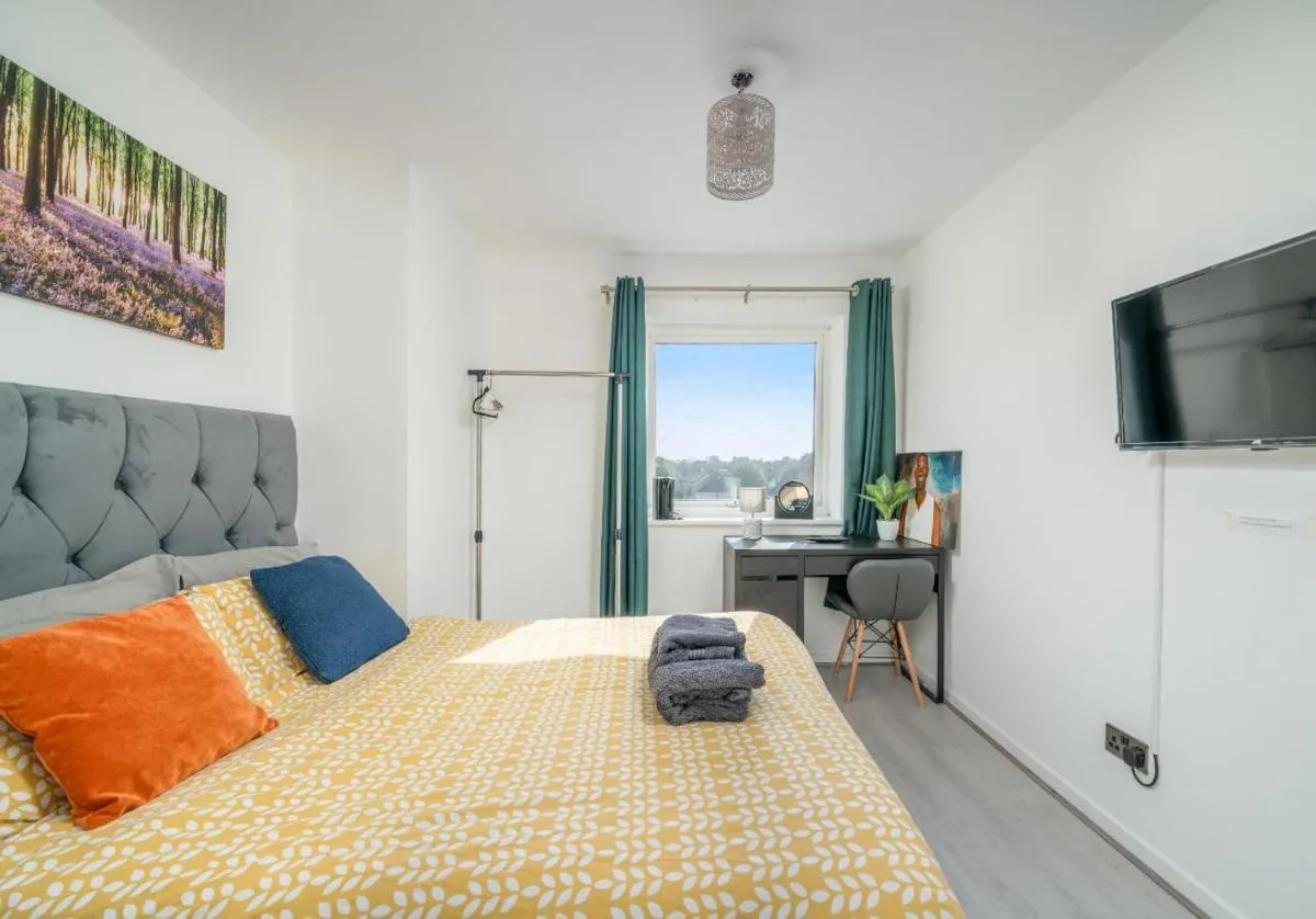 Image 5 of Cozy Private Room Near Shops & Transport in Enfield