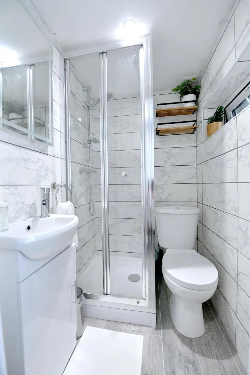 Image 4 of Cozy Studio retreat in Vibrant Crystal Palace,