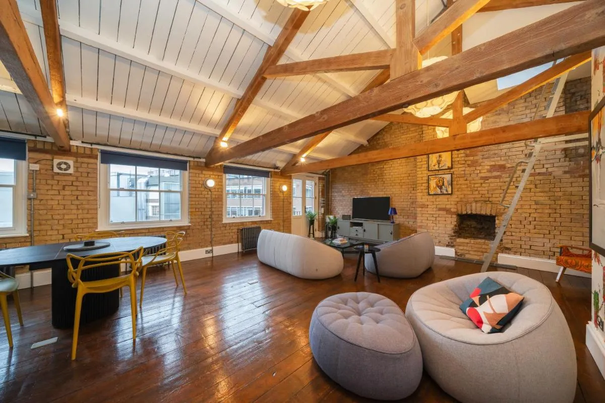 Image 5 of Crashpads Shoreditch the Club Row Collection