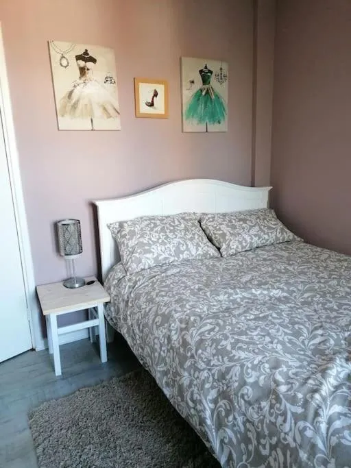 Image 4 of Creekside Apartment