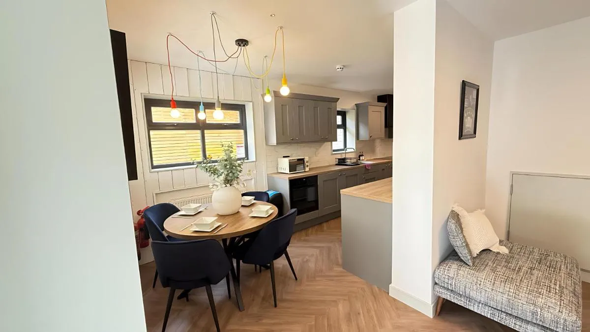Image 3 of Crystal Palace Stylish Large Ensuite Double Room