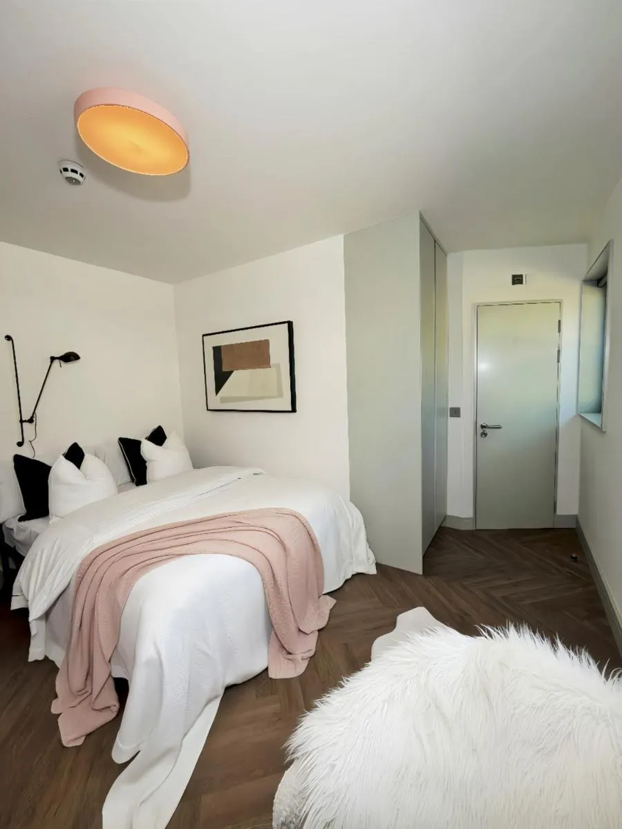 Image 4 of Crystal Palace Stylish Large Ensuite Double Room