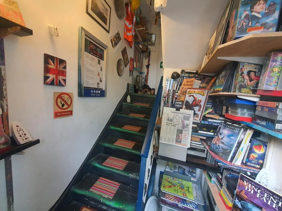 Image 5 of Cyber-Art studio in Camden