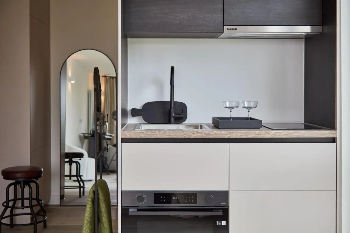 Image 5 of Dandi Greenhill West London