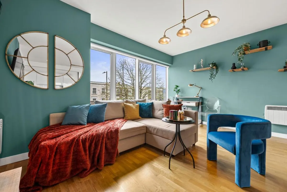 Image 4 of Dapper Suite in bustling Holloway, Islington by Gold Stays