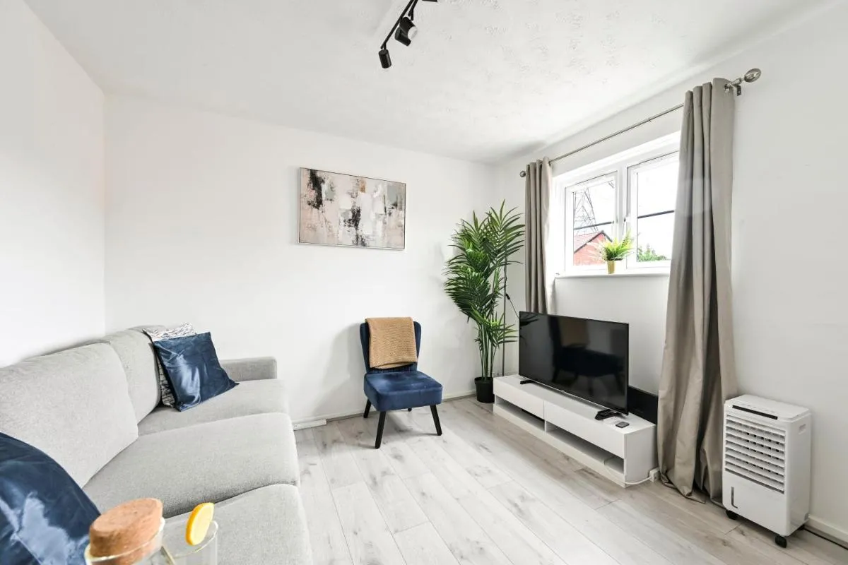Image 5 of Delight Apartment, Close to Excel, London City Airport & O2!