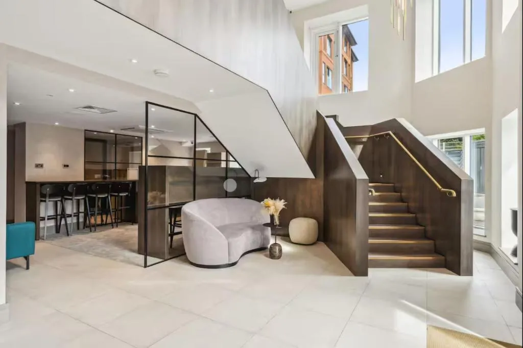 Image 1 of Deluxe 2BR Flat with Cinema, Gym, Parking & Games
