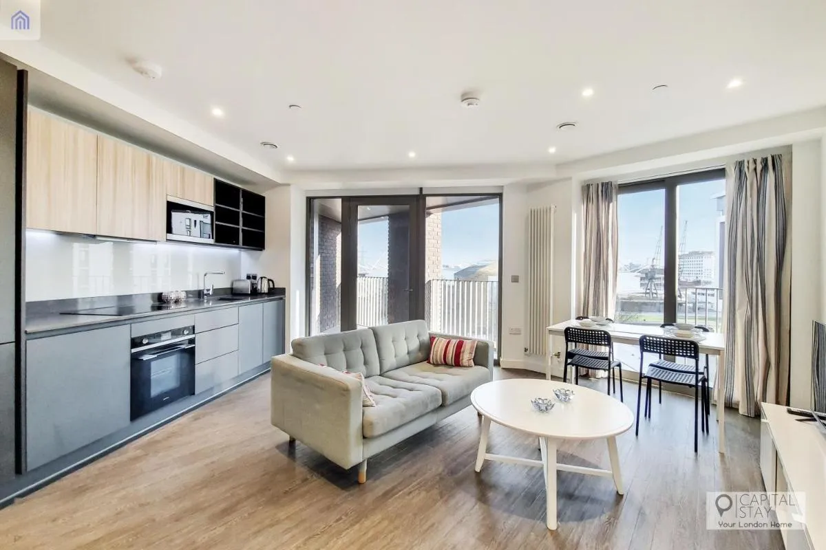 Image 5 of Deluxe One Bed Apartment by London ExCeL