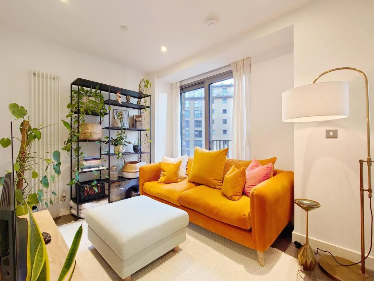 Image 4 of Deluxe One Bed Apartment by London ExCeL