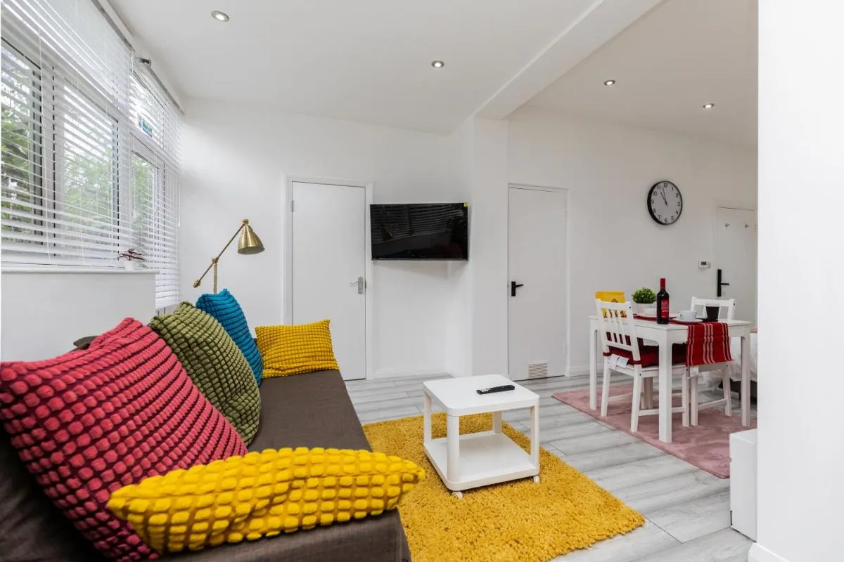 Image 3 of Deluxe studio Apartments – City Airport & Excel Ideal for Long stay