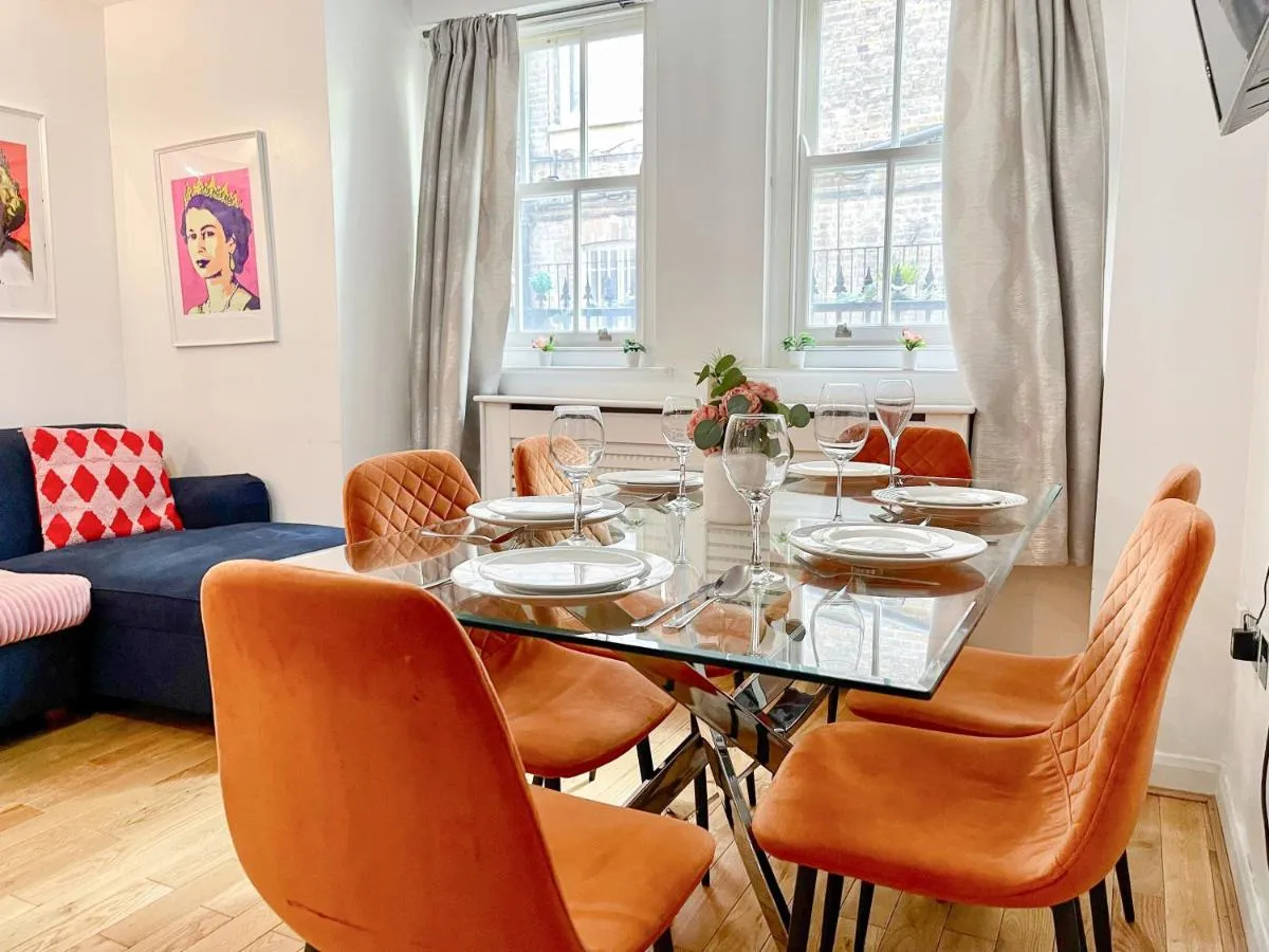 Image 4 of Detached house with FREE PARKING in Little Venice near Paddington Hyde Park