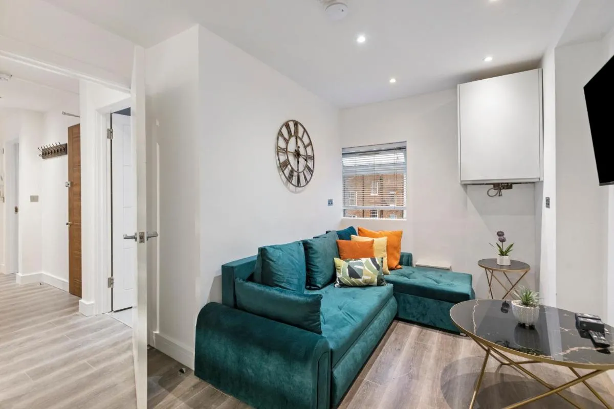 Image 5 of Diamond Suite Camden Town 3 Bedroom Sleeps 11