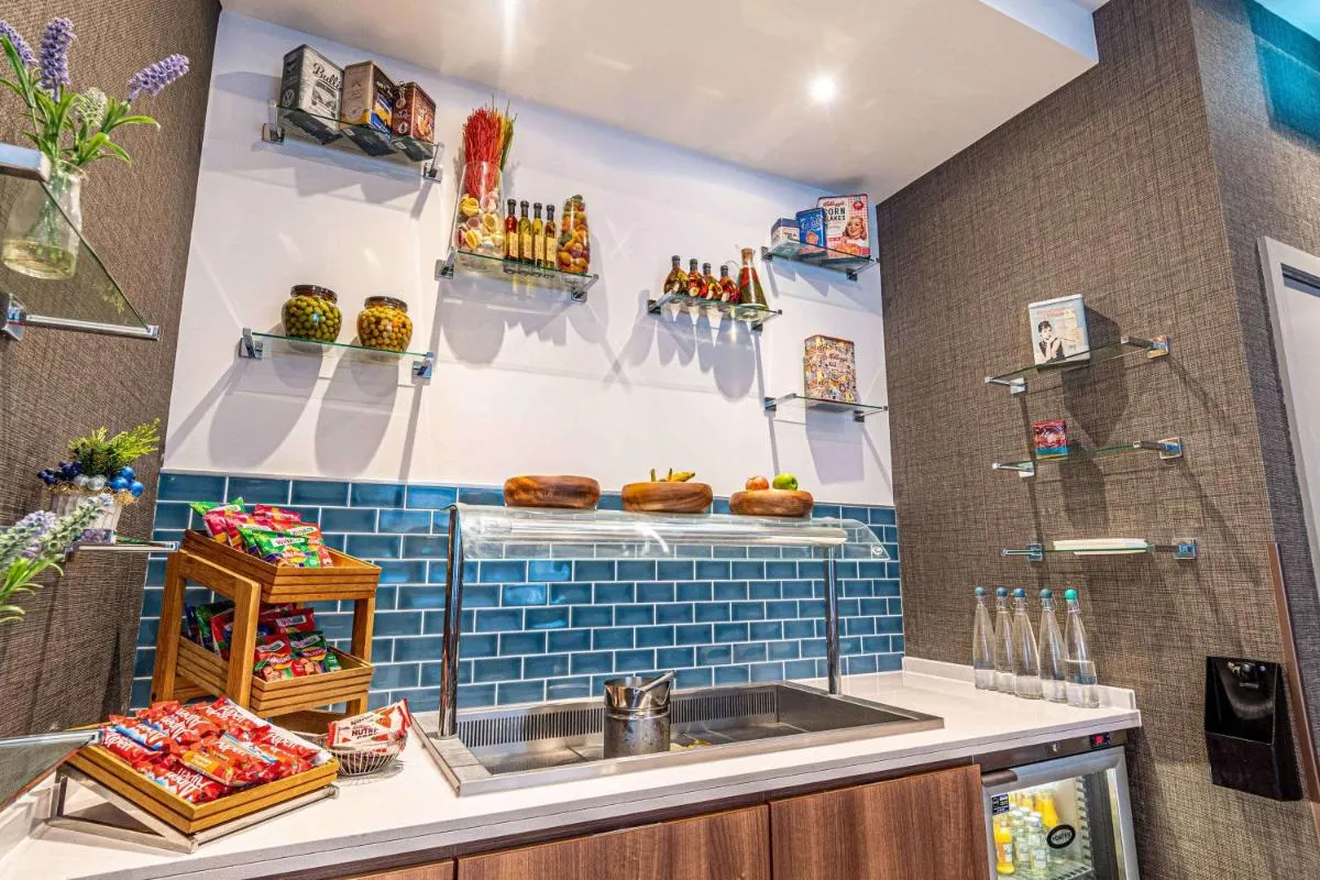 Image 3 of DoubleTree by Hilton London Angel Kings Cross