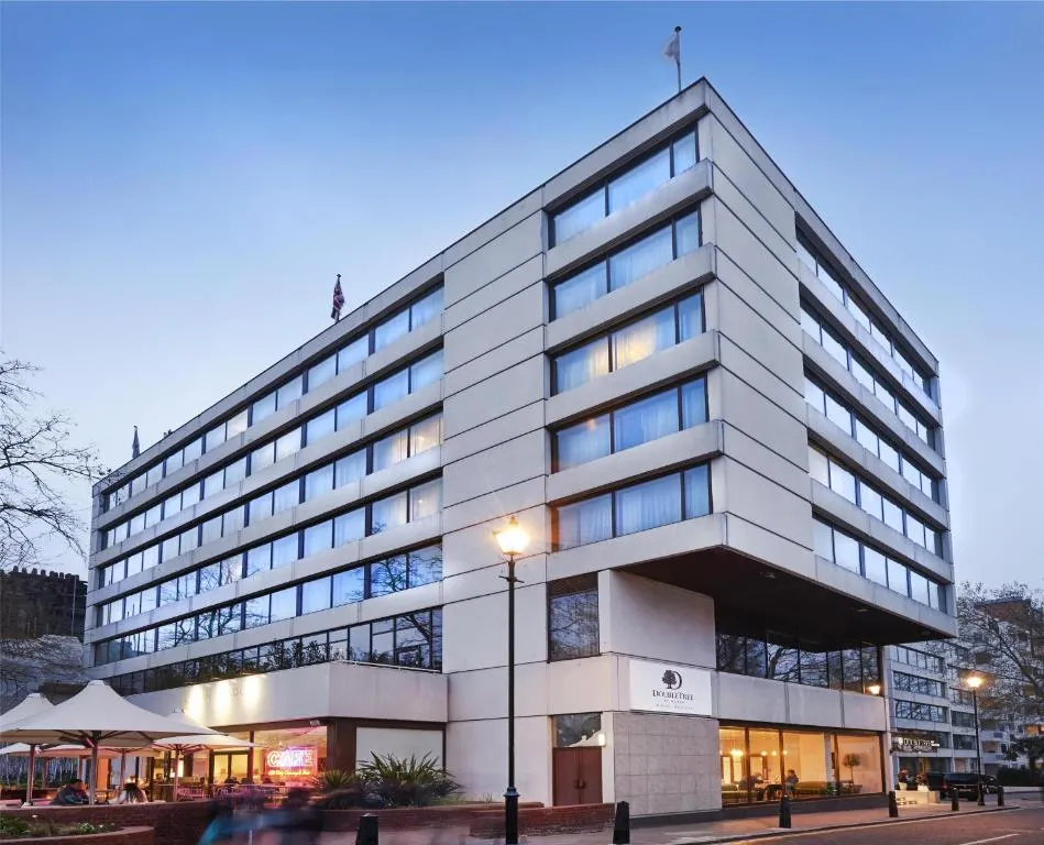 Image 1 of DoubleTree by Hilton London – Hyde Park