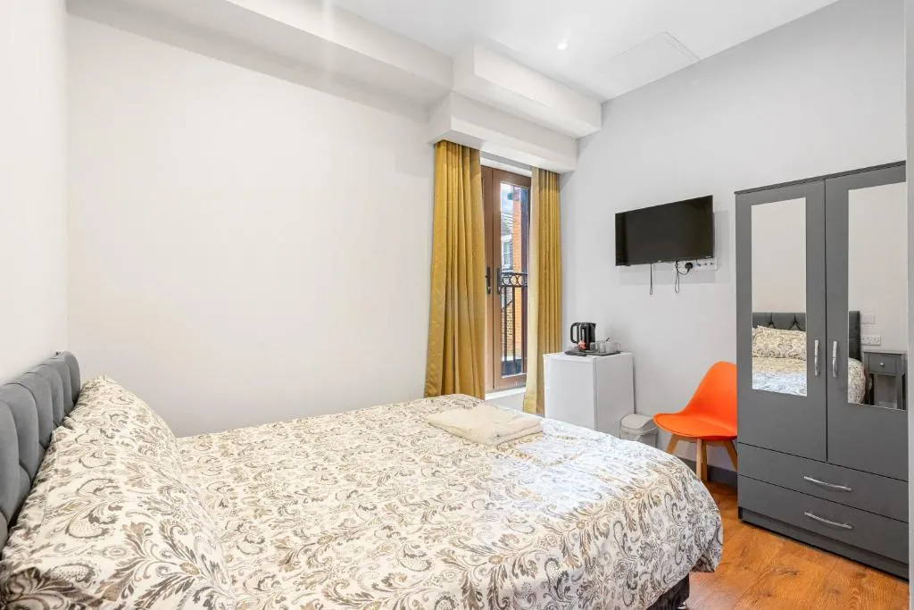 Image 1 of Double Room Ilford Easy London Access
