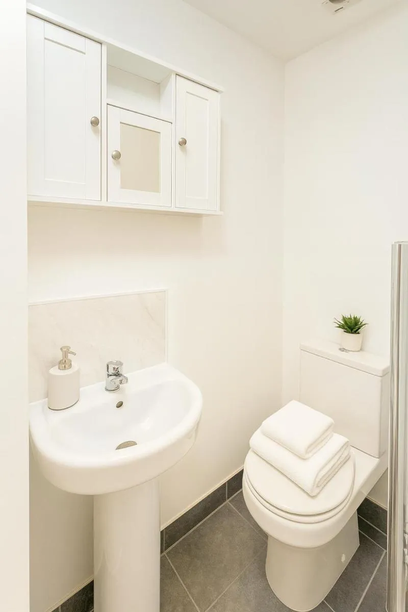 Image 4 of Double Room with Private Bathroom – Kings Cross