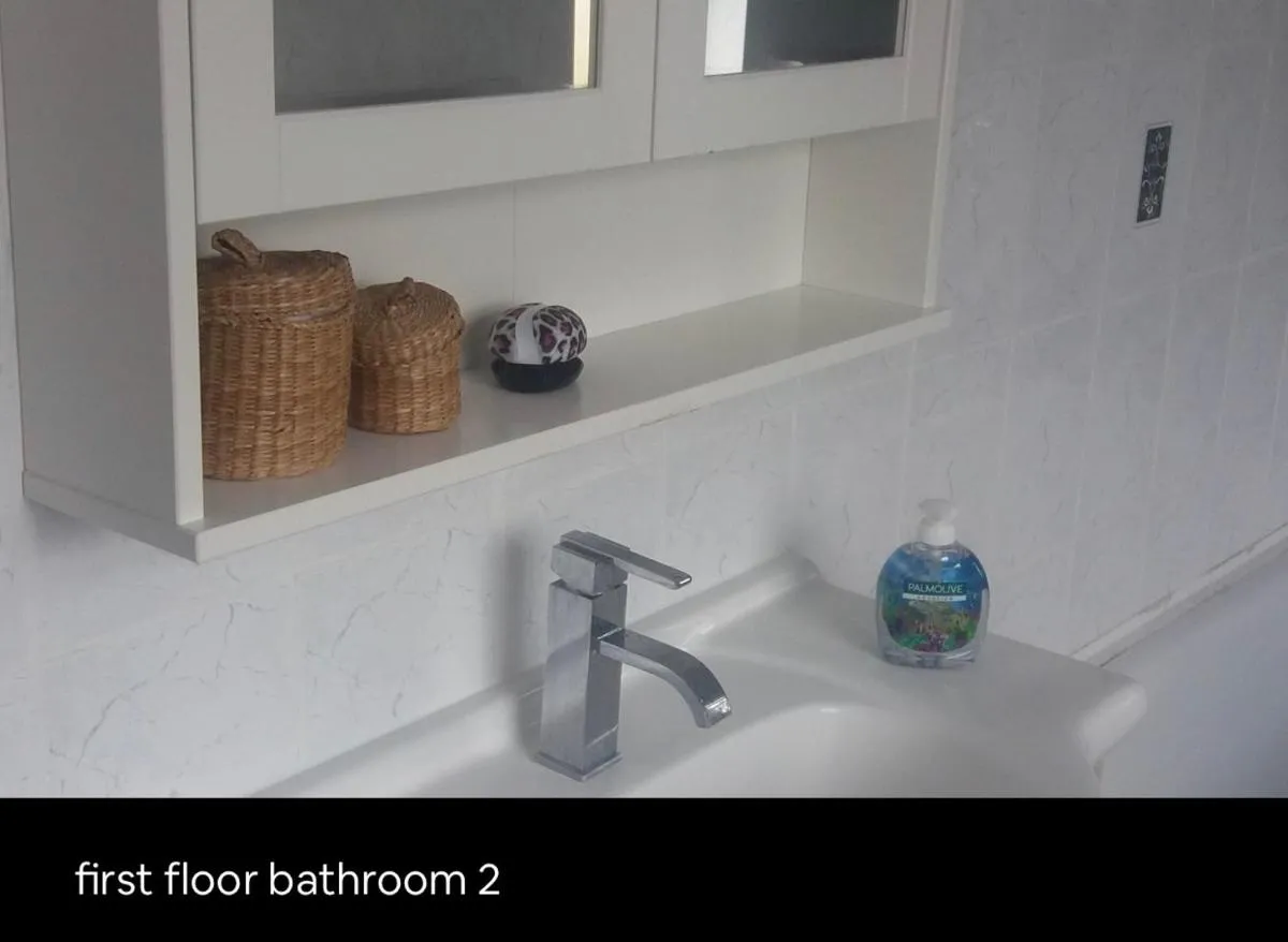 Image 3 of Double Rooms in Shared Home