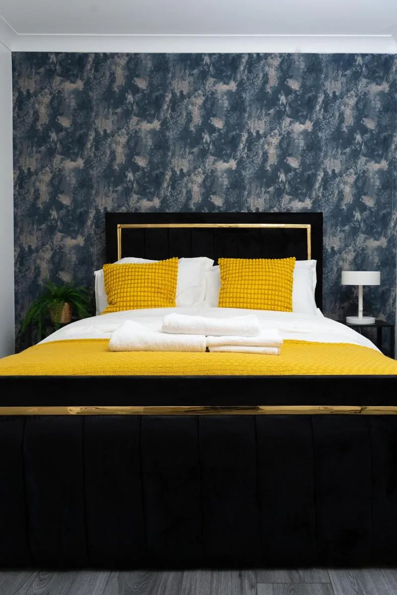 Image 4 of Duplex 2-Bed House with free Parking Near Greenwich O2 and city centre