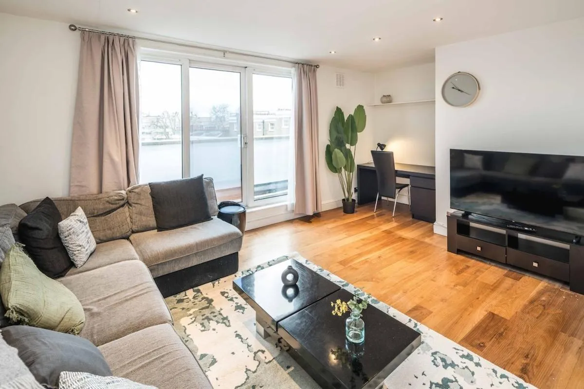 Image 5 of Duplex 3BD 2 BATH – Paddington!