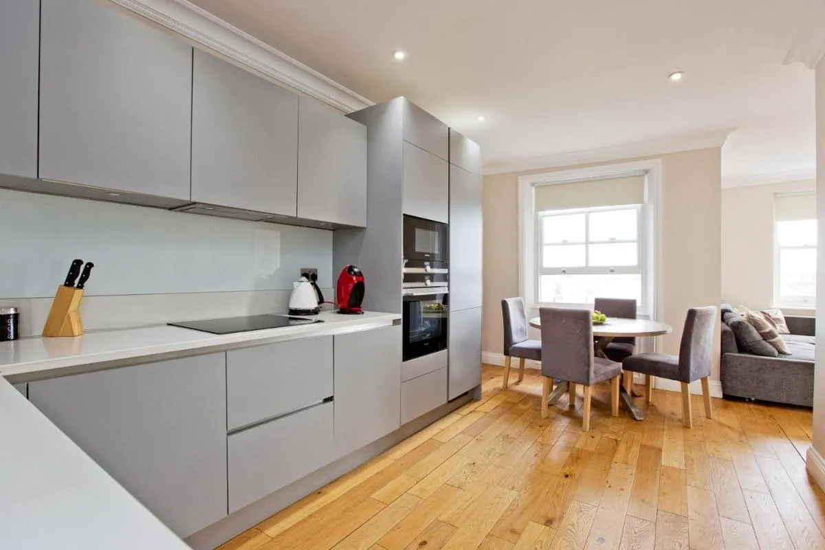 Image 4 of Earls Court Hub – Central 2BR Gem near Transport & Attractions