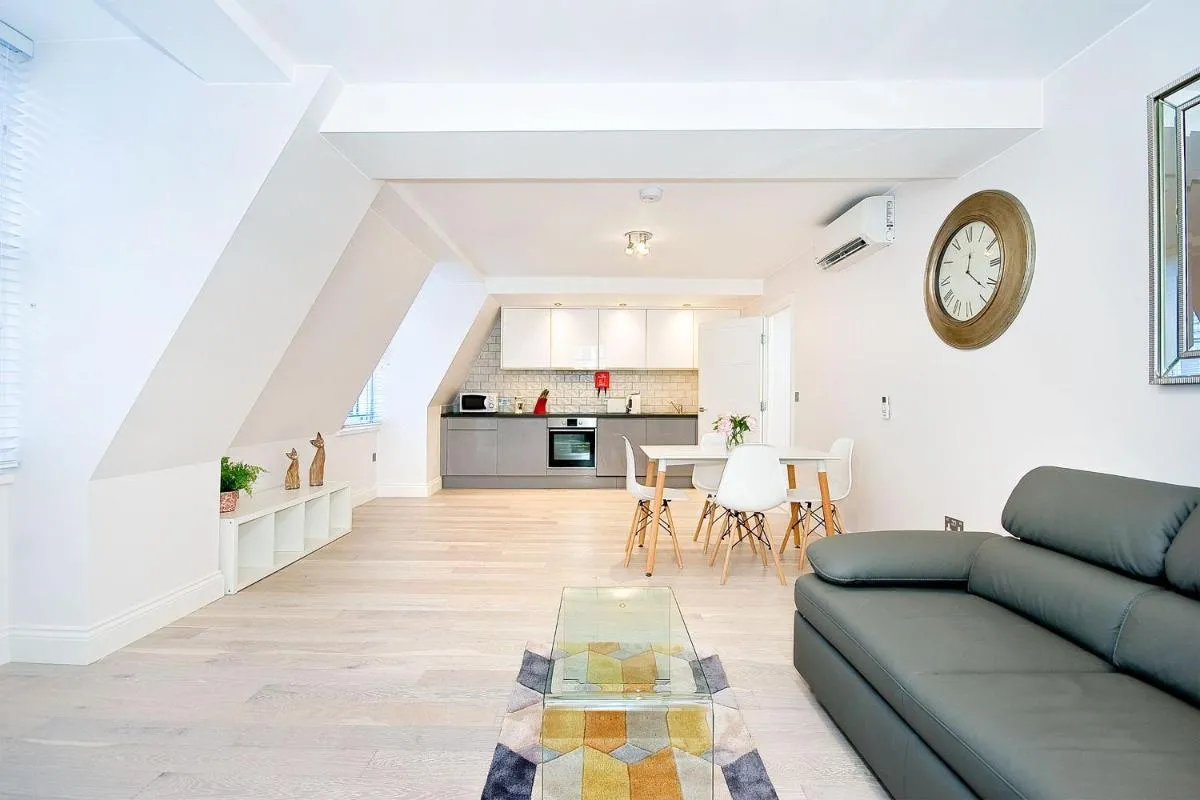 Image 4 of Eldon Chambers Flat 2 by City Living London