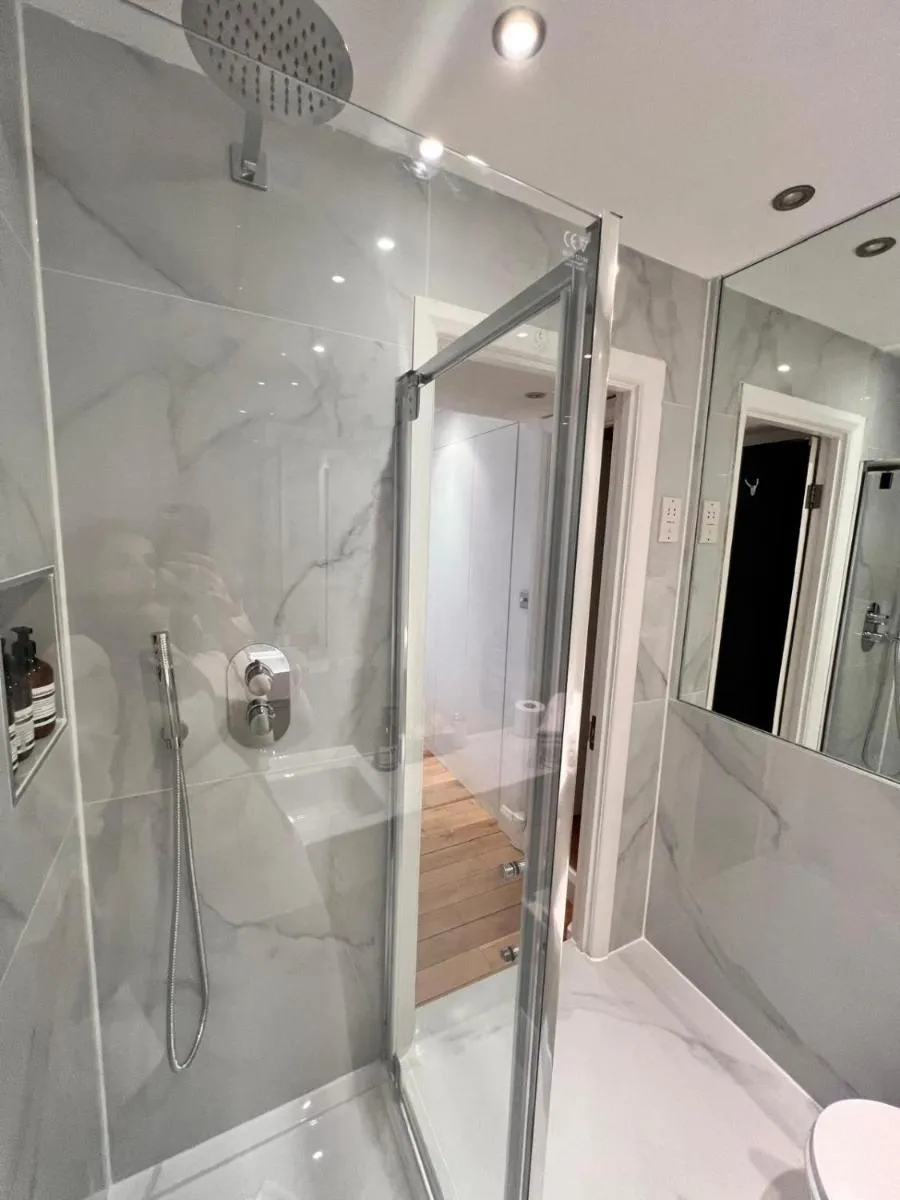 Image 4 of Elegant 1 Bedroom flat near Harrods