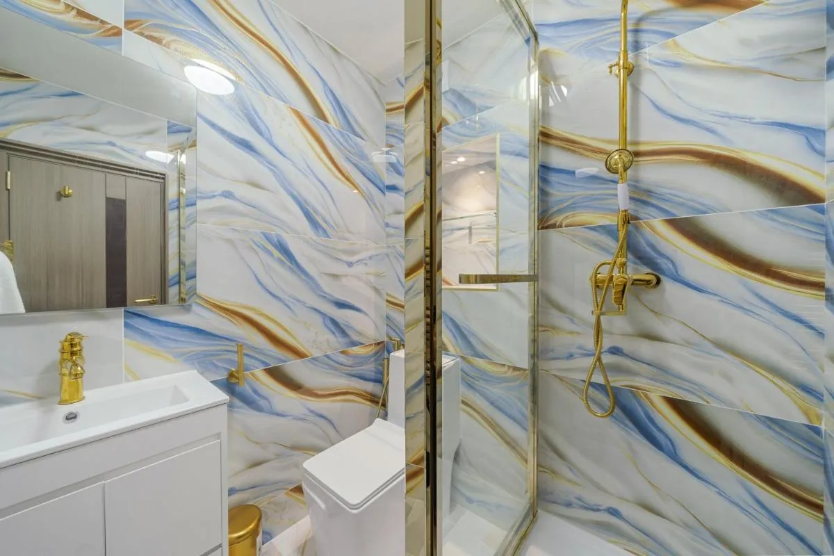 Image 3 of Elegant 2 Bedroom Mayfair Apartment Unmatched Luxury H7