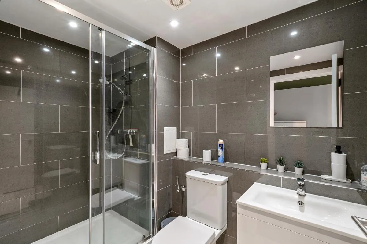 Image 4 of Elegant 3BR 2bath flat in Canary Wharf – O2 -Excel