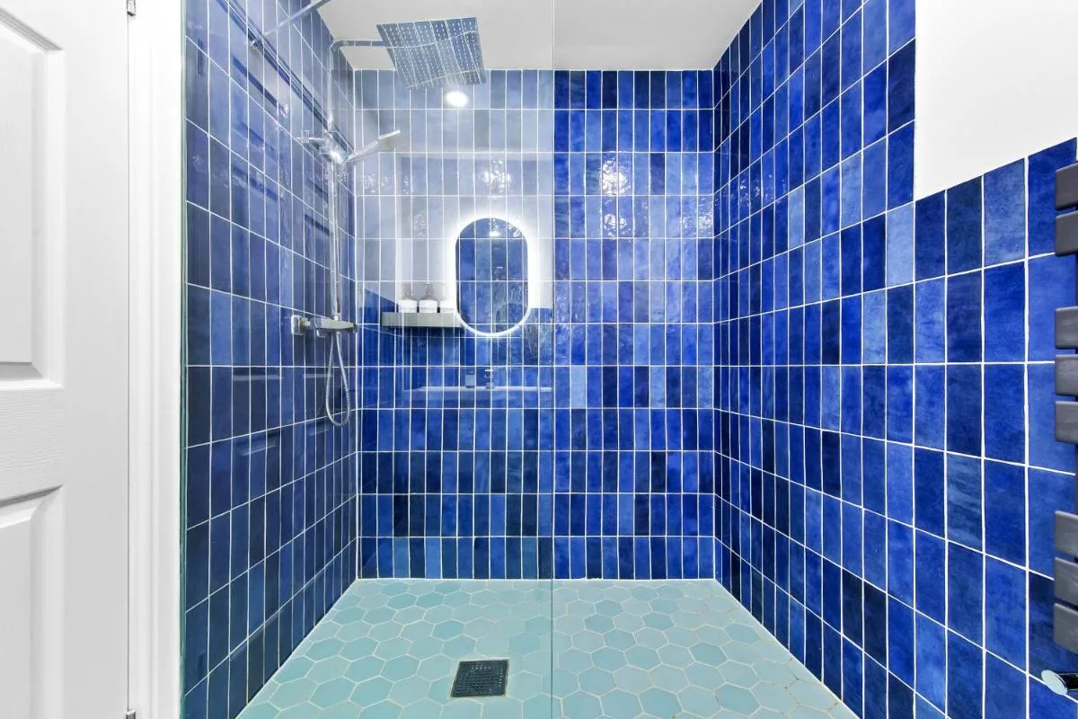 Image 3 of Elegant Mews Retreat by Harrods
