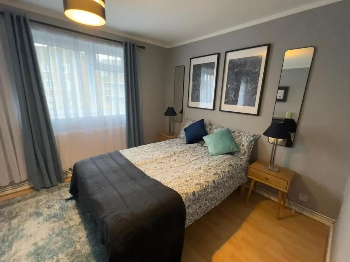 Image 5 of Elegant & Modern Flat in SW London