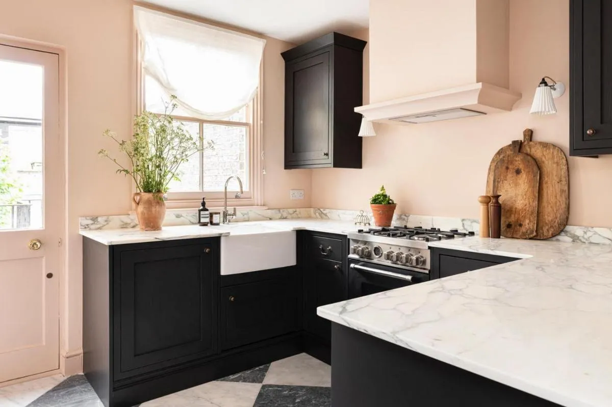 Image 3 of Elegant and Peaceful 2BD apt – Barons Court/London