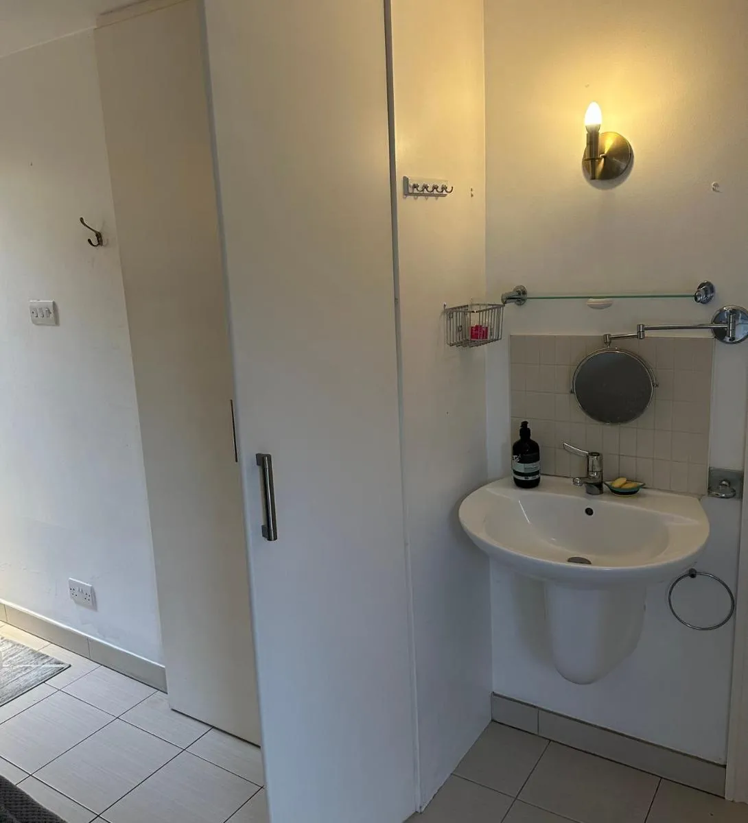 Image 3 of EnSuite Double Room With Own Entrance London – IG8 – Free on street parking