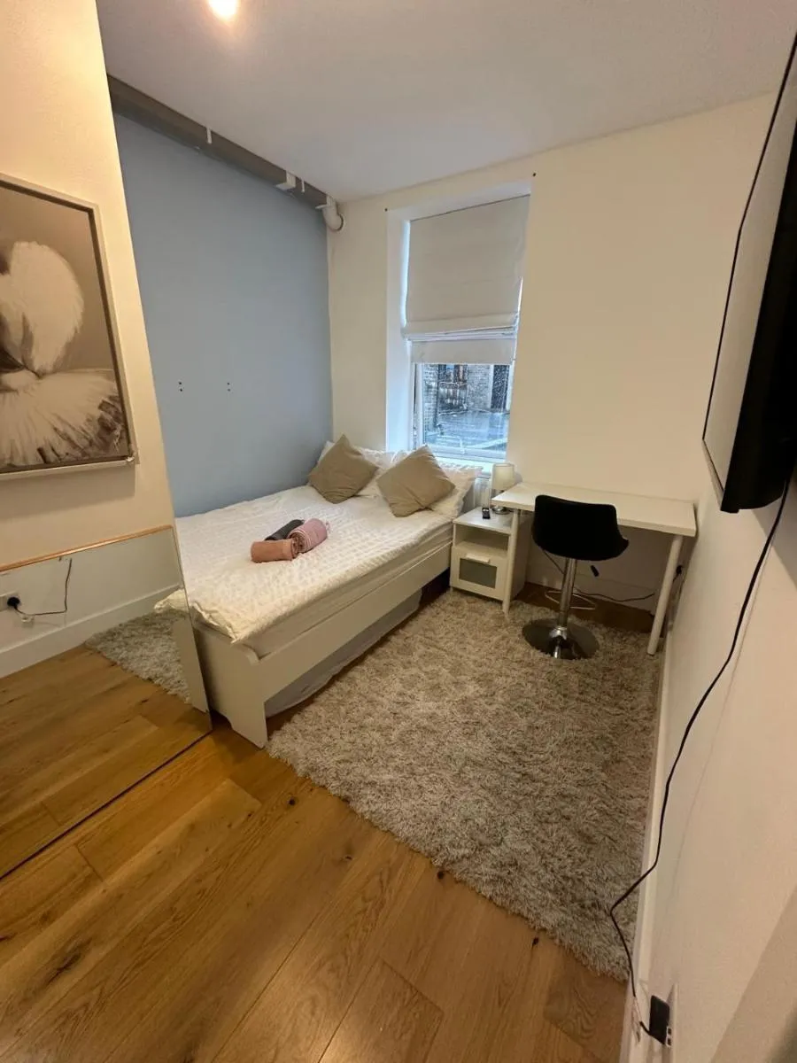 Image 4 of En Suits room with your own bathroom and toilet