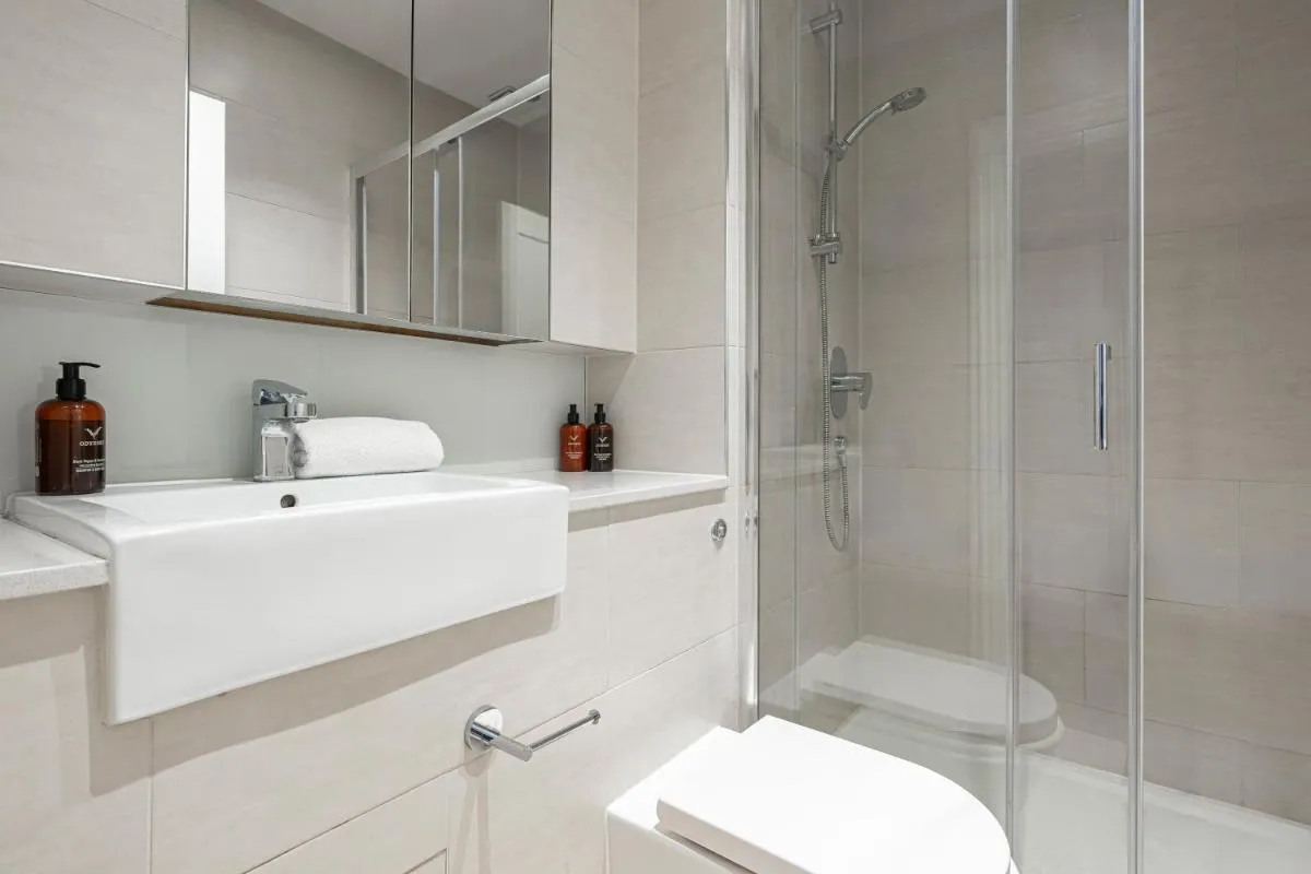 Image 3 of Euston Square Apartments