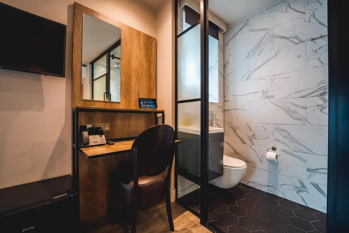 Image 3 of Euston Square Hotel