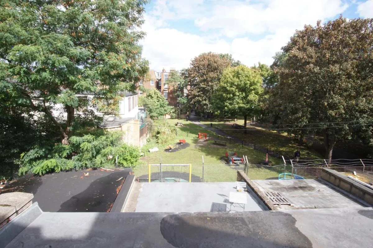 Image 5 of Evergreen Apartments-Flat 4, London