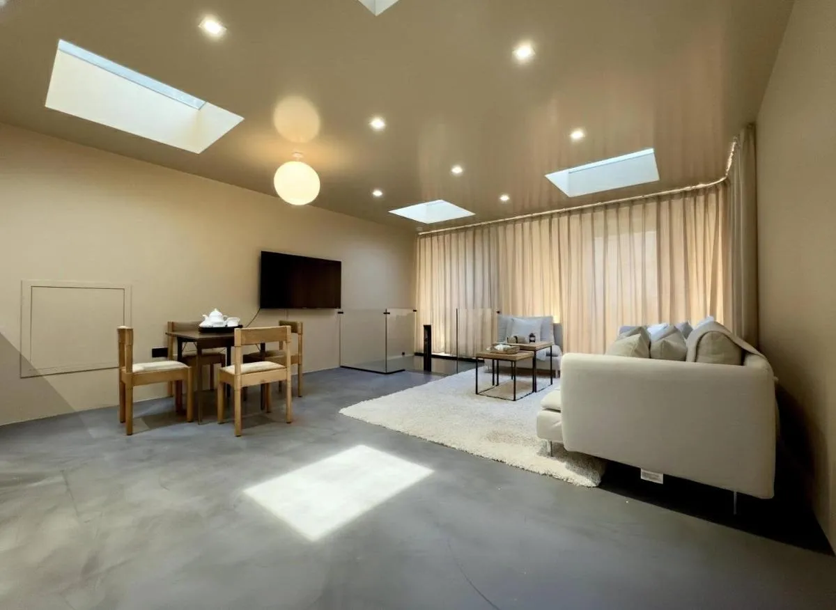 Image 3 of Exclusive 3 Bedroom Duplex Notting Hill and Holland Park