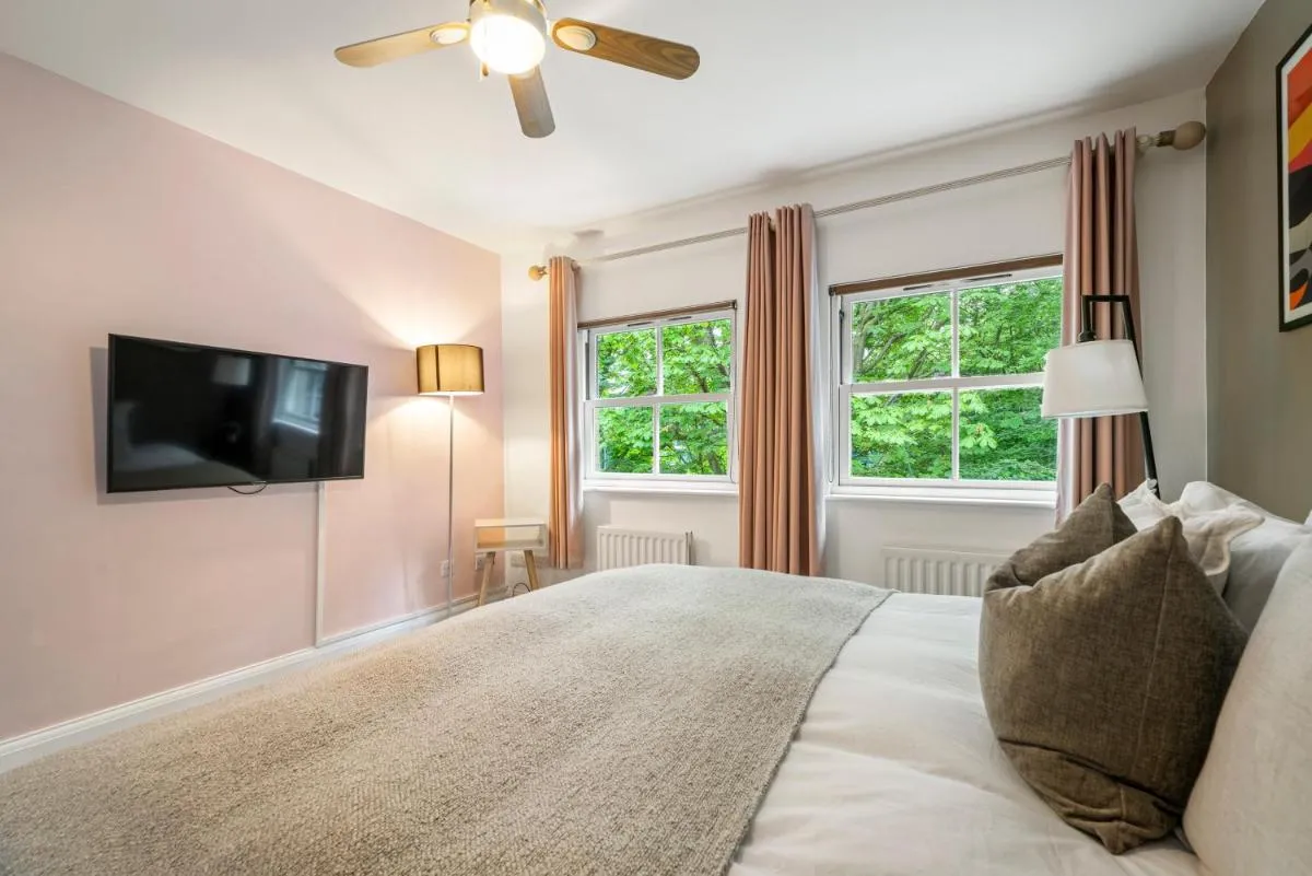 Image 5 of Exclusive & Comfortable Home by Old Street Station