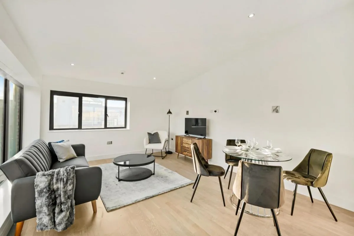Image 5 of Executive 1 & 2 Bed Apartments in heart of London FREE WIFI by City Stay Aparts London