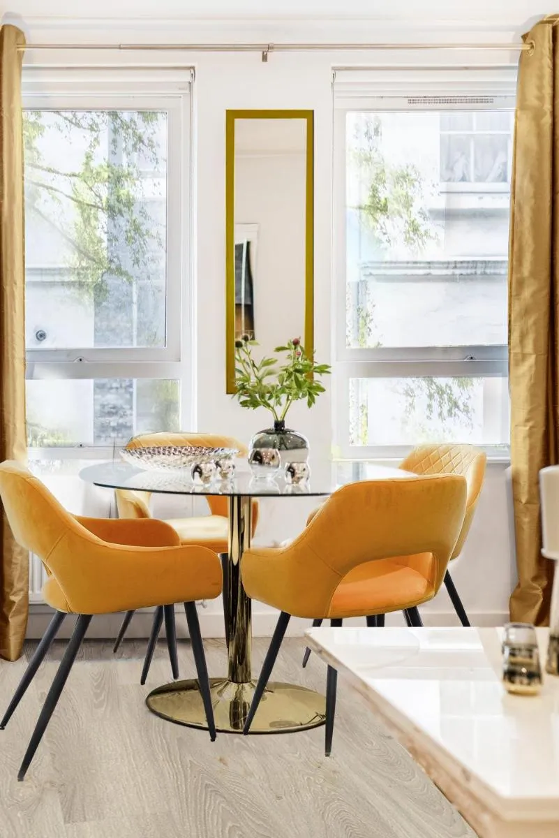 Image 5 of Explore the MOST EXQUISITE West-End from a Harrods FAMILY and COUPLE HOME