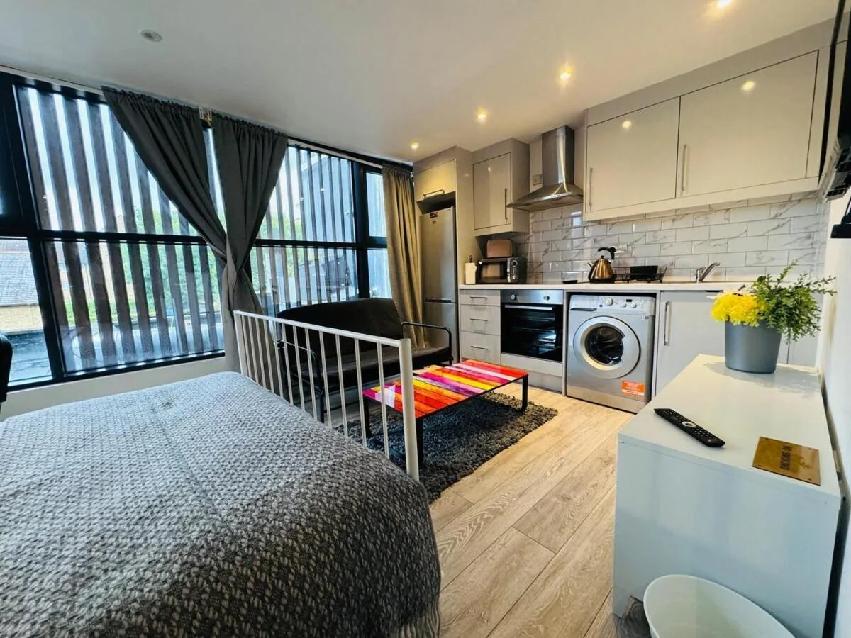 Image 3 of FT3 Brick Lane Studio Flat