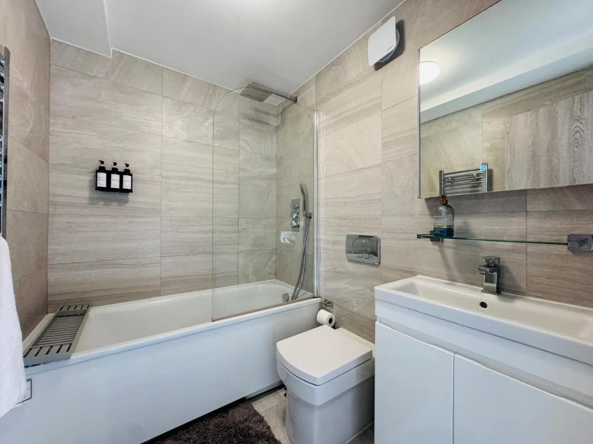 Image 5 of FT4 Brick Lane Apartment