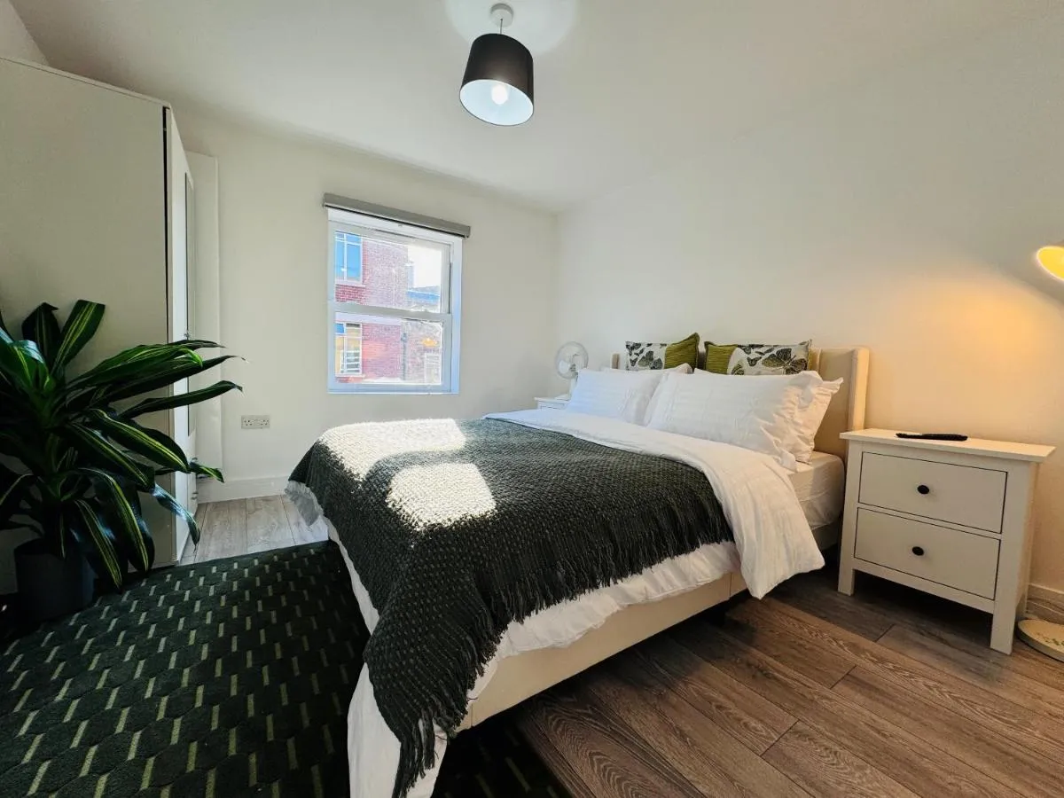 Image 4 of FT4 Brick Lane Apartment
